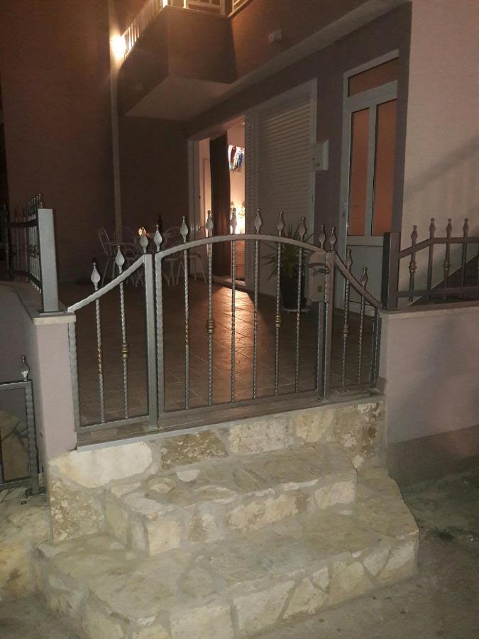 Ferienwohnung Nessa & Meli Makarska Exterior foto