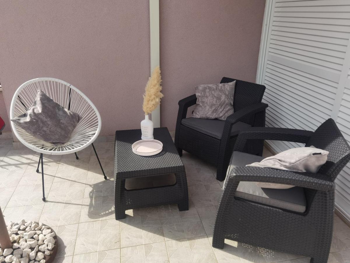 Ferienwohnung Nessa & Meli Makarska Exterior foto